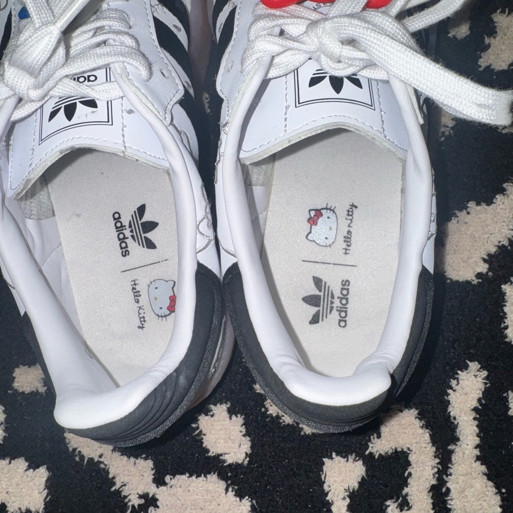 Adidas Women's White and Black Sneakers with Red Detail - Picture 3 of 10